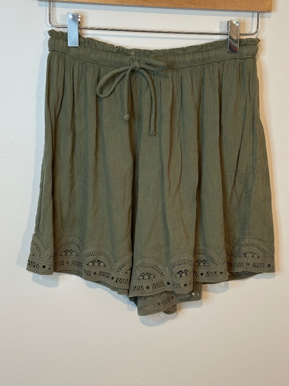 Aerie Off-Duty Gauze Boxer Olive Fun Green Small - Picture 2 of 4